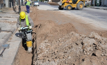 Obras de cloacas: solicitan respetar la señalización en zonas de trabajo Imagen de la nota: Obras de cloacas: solicitan respetar la señalización en zonas de trabajo