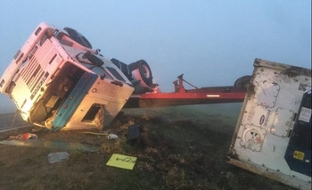 Imagen de la nota: Volcó un camión en la ruta 3