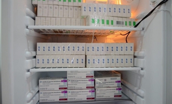 Este lunes llegaron 8.900 dosis de AstraZeneca Imagen de la nota: Este lunes llegaron 8.900 dosis de AstraZeneca