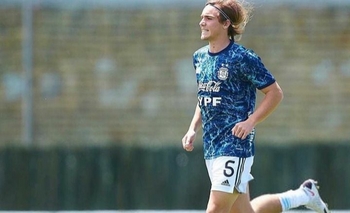 Imagen de la nota: Pedro De la Vega sumó minutos en la victoria de Argentina