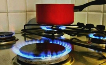 Imagen de la nota: Quita de subsidios a las tarifas del gas: cuánto gana el Gobierno y cuánto pierden los trabajadores