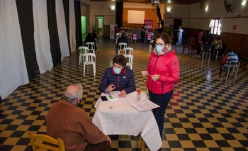 1.227 olavarrienses se vacunaron contra el Covid Imagen de la nota: 1.227 olavarrienses se vacunaron contra el Covid