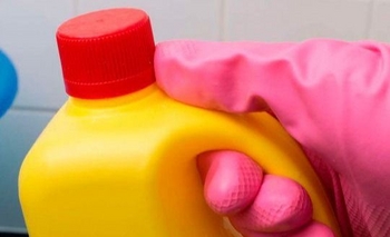 Imagen de la nota: La Anmat prohibió la venta de una lavandina en todo el país