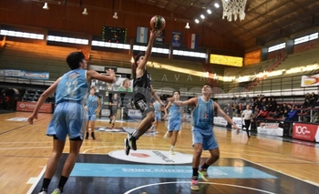 Imagen de la nota: Primera derrota para el “Bataraz” en el Torneo Provincial U17