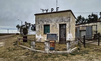 Buscan declarar Patrimonio Histórico la YPF de Blanca Grande Imagen de la nota: Buscan declarar Patrimonio Histórico la YPF de Blanca Grande