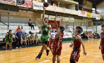 Imagen de la nota: Pueblo Nuevo poco pudo hacer y cayó ante Quilmes