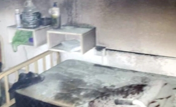 Imagen de la nota: Se quedó dormido mientras fumaba, se prendió fuego su cama y murió: el trágico final de un paciente en el hospital de Punta Lara