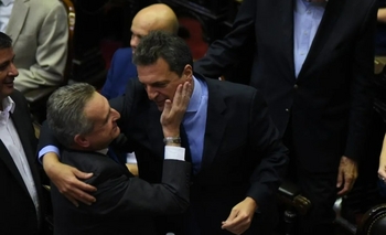 Imagen de la nota: Agustín Rossi dijo que con Massa “habrá años de crecimiento económico”