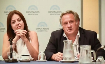 Capital Humano: la polémica por los alimentos destapó una denuncia por corrupción en contrataciones irregulares Imagen de la nota: Capital Humano: la polémica por los alimentos destapó una denuncia por corrupción en contrataciones irregulares