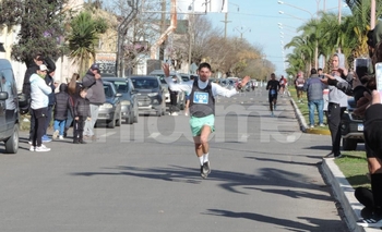 Luciano Sosa volvió a ganar los 10K de Sierra Chica Imagen de la nota: Luciano Sosa volvió a ganar los 10K de Sierra Chica
