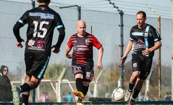 Imagen de la nota:  Colonias y Cerros: se juegan los Play-Off en Libres y +35