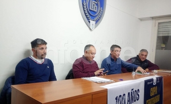 Imagen de la nota: La fiesta de los 100 años de la Liga de Fútbol deberá esperar