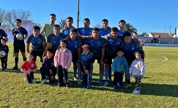 Torneo Interligas: Ciudad de Bolívar goleó en la Final Imagen de la nota: Torneo Interligas: Ciudad de Bolívar goleó en la Final