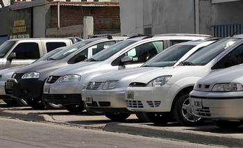 Imagen de la nota: Los patentamientos de autos cayeron 25,6% en mayo