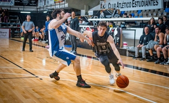 Imagen de la nota:  Básquet Local: festejaron Estudiantes y Ferro