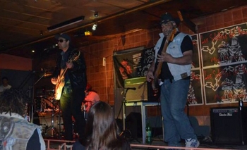 Imagen de la nota: Fiesta ricotera con Los Súbditos del Rey