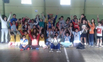 Se realizó un encuentro de handball Imagen de la nota: Se realizó un encuentro de handball