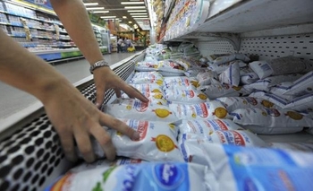 ¿El litro de leche podría subir a 25 pesos? Imagen de la nota: ¿El litro de leche podría subir a 25 pesos?