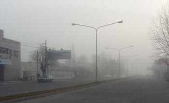 Imagen de la nota: Otra mañana de niebla en la ciudad