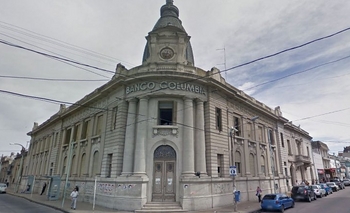 Imagen de la nota: Vecinos muestran su preocupación por un edificio histórico