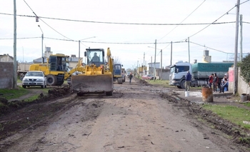 Imagen de la nota: Comenzó obra de pavimentación en barrio Facundo Quiroga II
