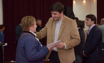 Se realizará un acto de firma y entrega de escrituras Imagen de la nota: Se realizará un acto de firma y entrega de escrituras