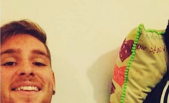 Imagen de la nota: Ignacio Pierce firmó su primer contrato