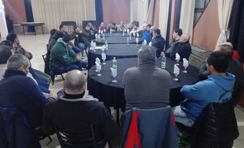 Acompañamiento de gremios al Soeco en Olavarría Imagen de la nota: Acompañamiento de gremios al Soeco en Olavarría