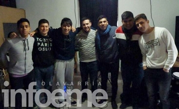 Herederos, del mate y el canto al viaje de ensueño Imagen de la nota: Herederos, del mate y el canto al viaje de ensueño