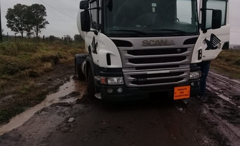 No fue “tudo legal”: multan a brasileño en camino rural  Imagen de la nota: No fue “tudo legal”: multan a brasileño en camino rural