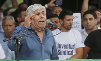 Imagen de la nota: Moyano amenazó con un paro si mantienen la multa a Camioneros