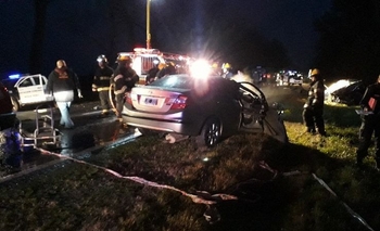Imagen de la nota: Dos muertos en choque frontal cerca de Roque Pérez 