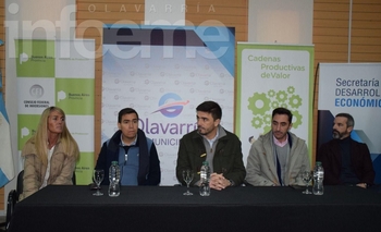 Imagen de la nota: Con la presencia de Javier Tizado, se inauguró el Encuentro de PyMEs Bonaerenses