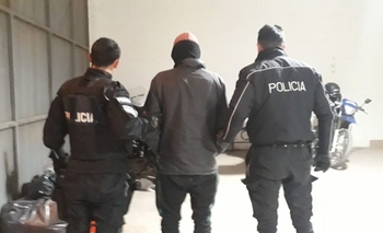 Imagen de la nota: Demorado por andar en moto con la numeración limada 