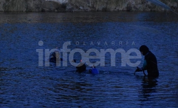 Por el frío y la noche, suspenden la búsqueda en el arroyo Imagen de la nota: Por el frío y la noche, suspenden la búsqueda en el arroyo