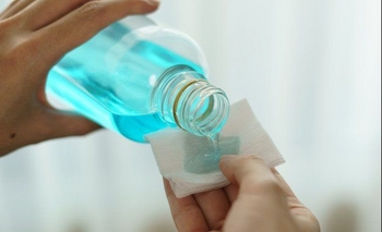 Imagen de la nota: Prohiben la venta de un alcohol y desinfectante