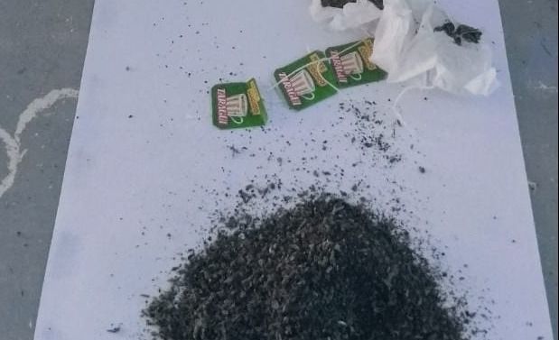 Meten droga en Sierra Chica en saquitos de mate cocido  Imagen de la nota: Meten droga en Sierra Chica en saquitos de mate cocido