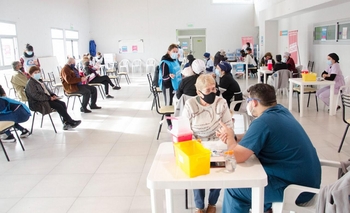 Más de mil olavarrienses recibieron su vacuna Imagen de la nota: Más de mil olavarrienses recibieron su vacuna