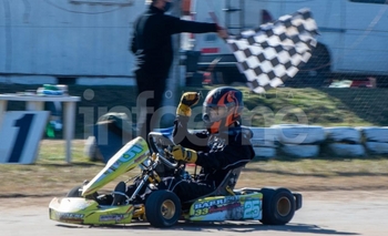 El Karting volvió con todo y disputó la cuarta fecha en AMCO Imagen de la nota: El Karting volvió con todo y disputó la cuarta fecha en AMCO