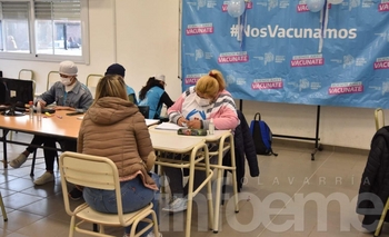 Este sábado más de 900 personas recibieron el segundo componente de la vacuna Imagen de la nota: Este sábado más de 900 personas recibieron el segundo componente de la vacuna