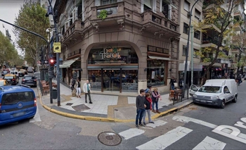 Imagen de la nota: Recoleta: un mozo encontró 800 mil pesos y los devolvió