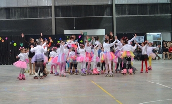 El patín “albinegro” tuvo su show de mitad de año Imagen de la nota: El patín “albinegro” tuvo su show de mitad de año