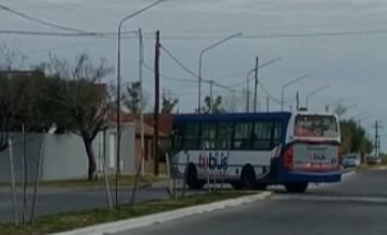 Se levantó el paro de colectivos anunciado para este martes Imagen de la nota: Se levantó el paro de colectivos anunciado para este martes