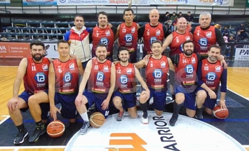 Imagen de la nota: Maxiliga: CEF N°44 tomó la delantera en la Final