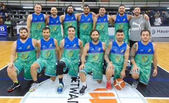 Imagen de la nota: Maxiliga: Luz y Fuerza ganó y forzó el tercer partido