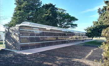 Coopelectric finalizó la construcción de 33 nichos en el cementerio de Hinojo Imagen de la nota: Coopelectric finalizó la construcción de 33 nichos en el cementerio de Hinojo