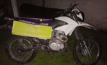 Pidieron la detención del hombre que trató de escapar de la policía a los tiros Imagen de la nota: Pidieron la detención del hombre que trató de escapar de la policía a los tiros