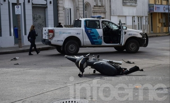 Imagen de la nota: Choque en Microcentro: dos mujeres terminaron hospitalizadas