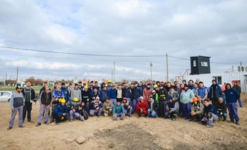 Imagen de la nota: Wesner recorrió el barrio CECO III que obtuvo su primera certificación de avance de obra