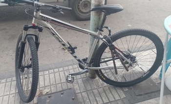 Imagen de la nota: Un menor fue aprehendido por intentar robar una bicicleta en pleno centro